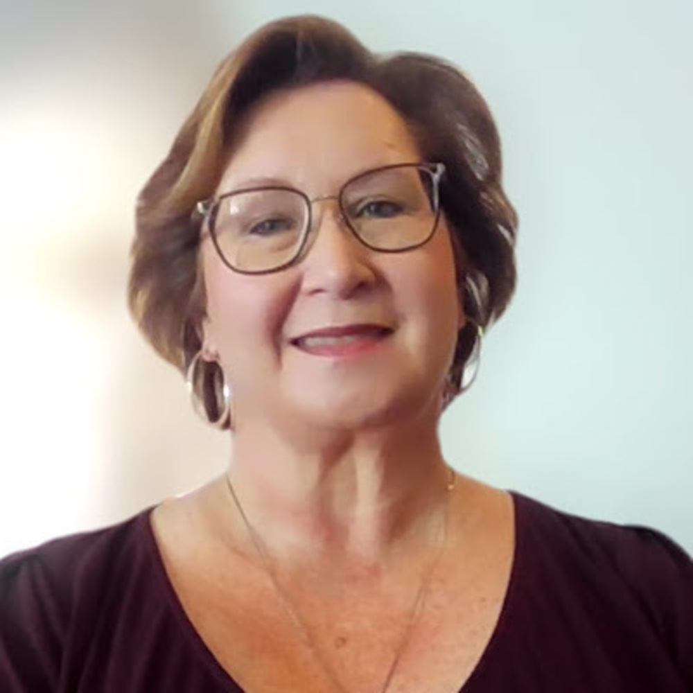 Meet your Posher, Janet